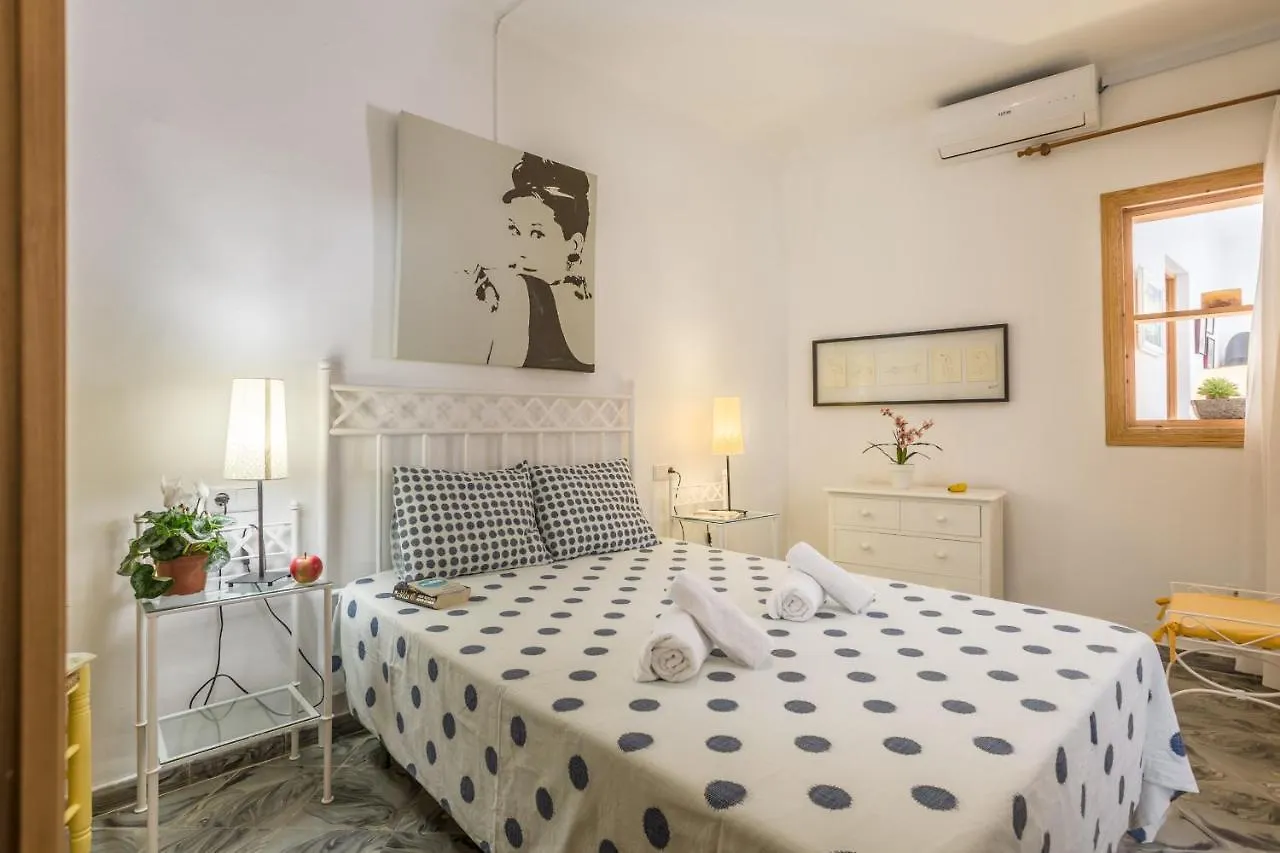 Owl Booking Villa La Marina - Enjoy Life By The Sea Alcudia  0*, Alcudia (Mallorca)